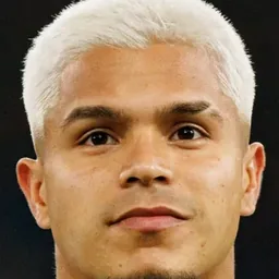 Cucho HERNANDEZ